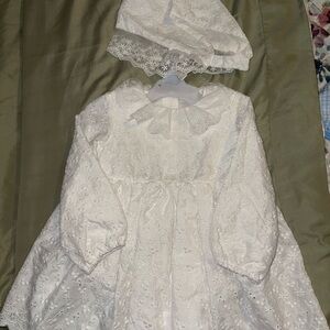 SHEIN White Lace Kids Formal Dress with Bonnet